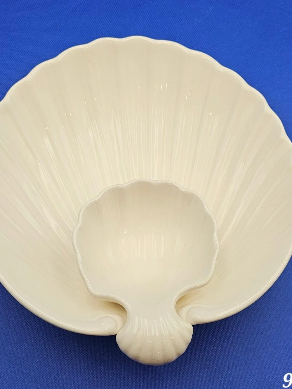 Cream Shell-Shaped Serving Bowl Set